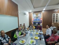 Polres Toba Bersama Pemkab Dan Instansi Terkait Ikuti Penandatanganan Serentak SK FLLAJ