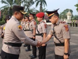 Kapolres Tebo Pimpin Upacara Sertijab dan Pelepasan Purna Bhakti Personil  Polres Tebo.