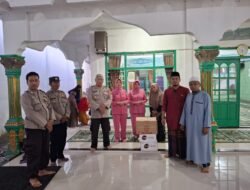 Polsek Laguboti Bersama Bhayangkari Berbagi Takjil Dan Buka Puasa Di Masjid Nurul Iman
