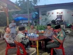 Kapolsek Sipispis Buka Puasa Bersama Warga Dan Tokoh Masyarakat Di Polsek Sipispis
