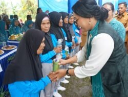 Ketua TP PKK Taput Monitoring Di Desa Setia, Pesankan Kader Inovastif Dan Harus Aktif Bekerja Bukan Sebatas Penilaian