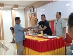 Ratusan Honorer Nias Selatan Geruduk Kantor Bupati Desak Posisi PPPK Paruh Waktu