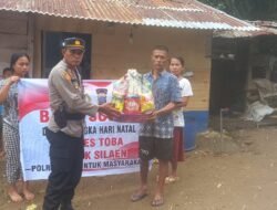 Di Hari Natal Polsek Silaen Tunjukan Kepedulian Dengan Bakti Sosial Untuk Korban Kebakaran