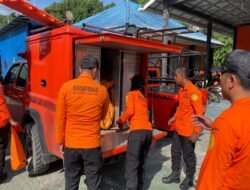 Tim SAR Melakukan Pencarian Terhadap Satu Orang Warga Hilang Di Gunungsitoli Idanoi