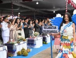 Defile Kecamatan Warnai HUT Ke-23 Kabupaten Humbang Hasundutan