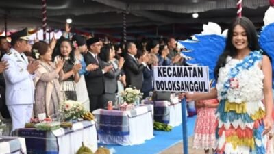 Defile Kecamatan Warnai HUT Ke-23 Kabupaten Humbang Hasundutan