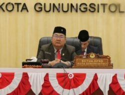 Ketua DPRD Gunungsitoli Adrianus Zega ST.M.PSI. Gelar Rapat Paripurna, Dengarkan Pidato Kenegaraan Presiden Di HUT RI Ke-81