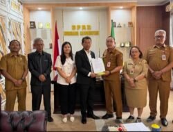 Bupati Humbang Hasundutan Sampaikan Ranperda Perubahan APBD 2026 Ke DPRD