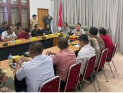 Pj. Sekda Nias Selatan Pimpin Rakor Camat, Tegaskan Kehadiran Dan Sinergitas Program