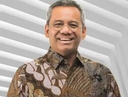 Putra Nias Suahasil Resmi Dilantik Jadi Menkeu Gantikan Purbaya Yudhi Sadewa