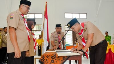 Wabup Adlin Tambunan Lantik Pengurus Mabiran Dan Kwaran Gerakan Pramuka Kecamatan Kotarih Dan Silinda